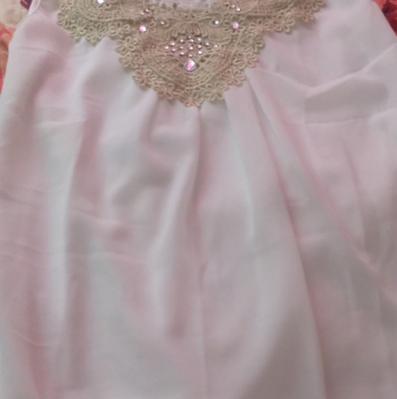 Five🌟Fave/Last 1💼Sleeveless Cream Glam Cami Top - Picture 3 of 5